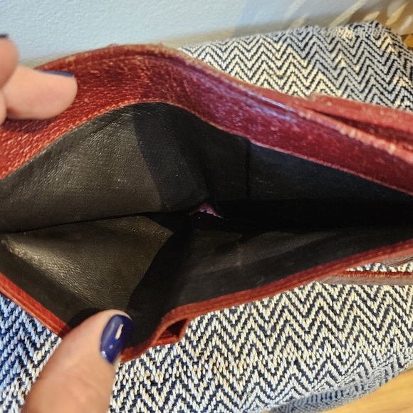 Gucci Wallet - Picture 5 of 7